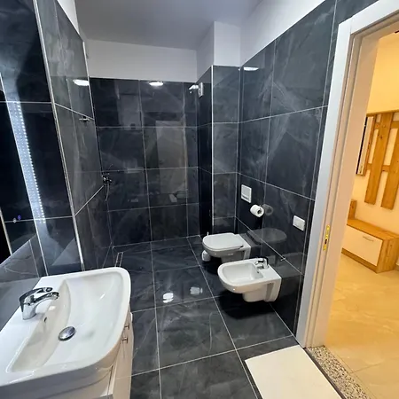 Diamond Care Apartamento Tirana